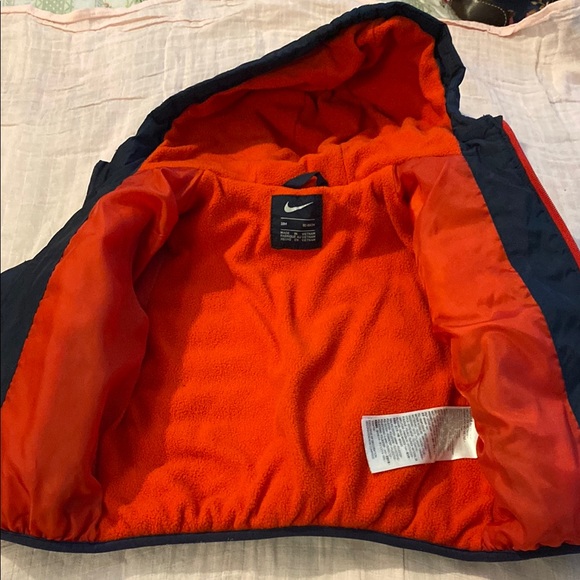 Nike Blue and Red Puffer Jacket with Hood - Picture 6 of 9